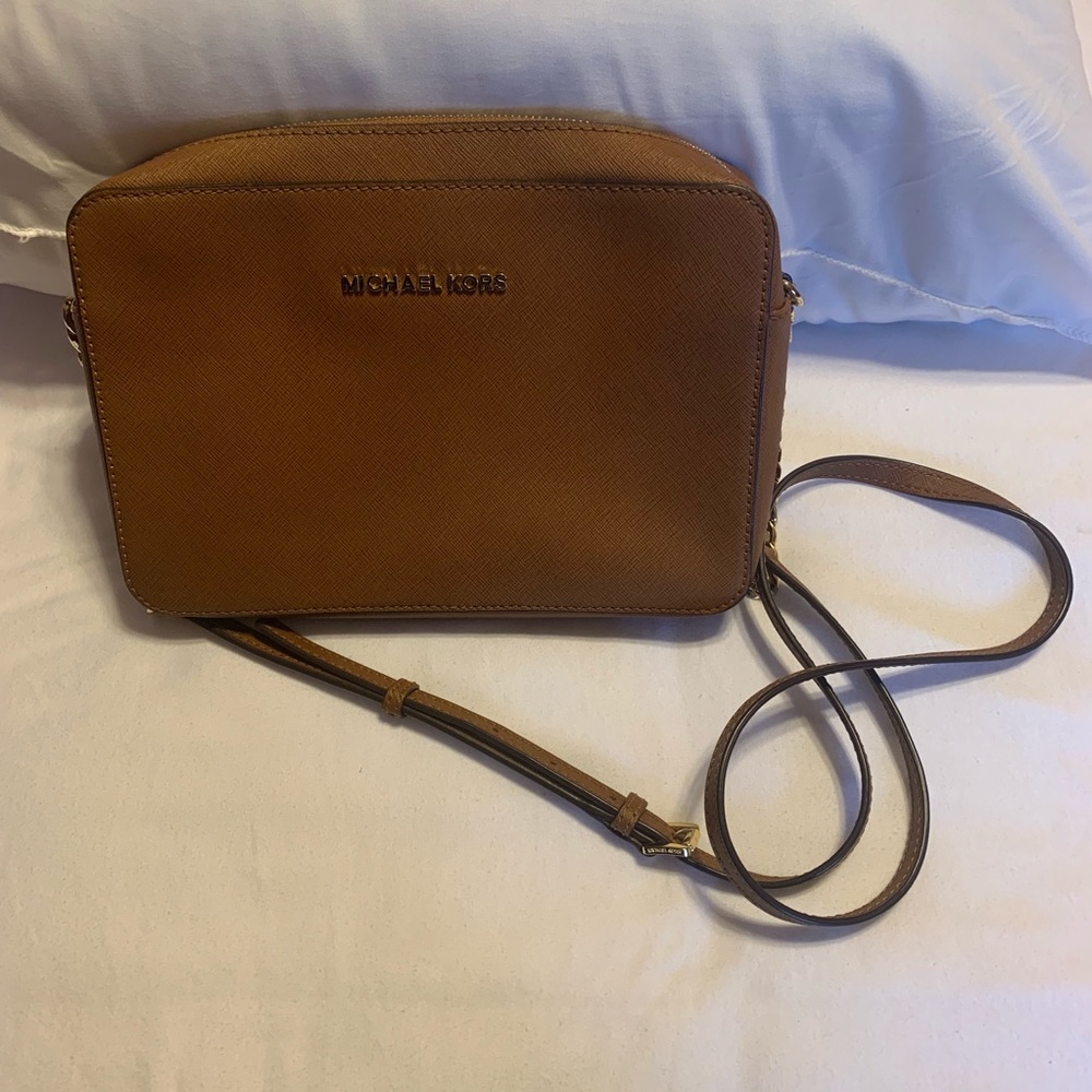 MICHAEL KORS CROSSBODY
